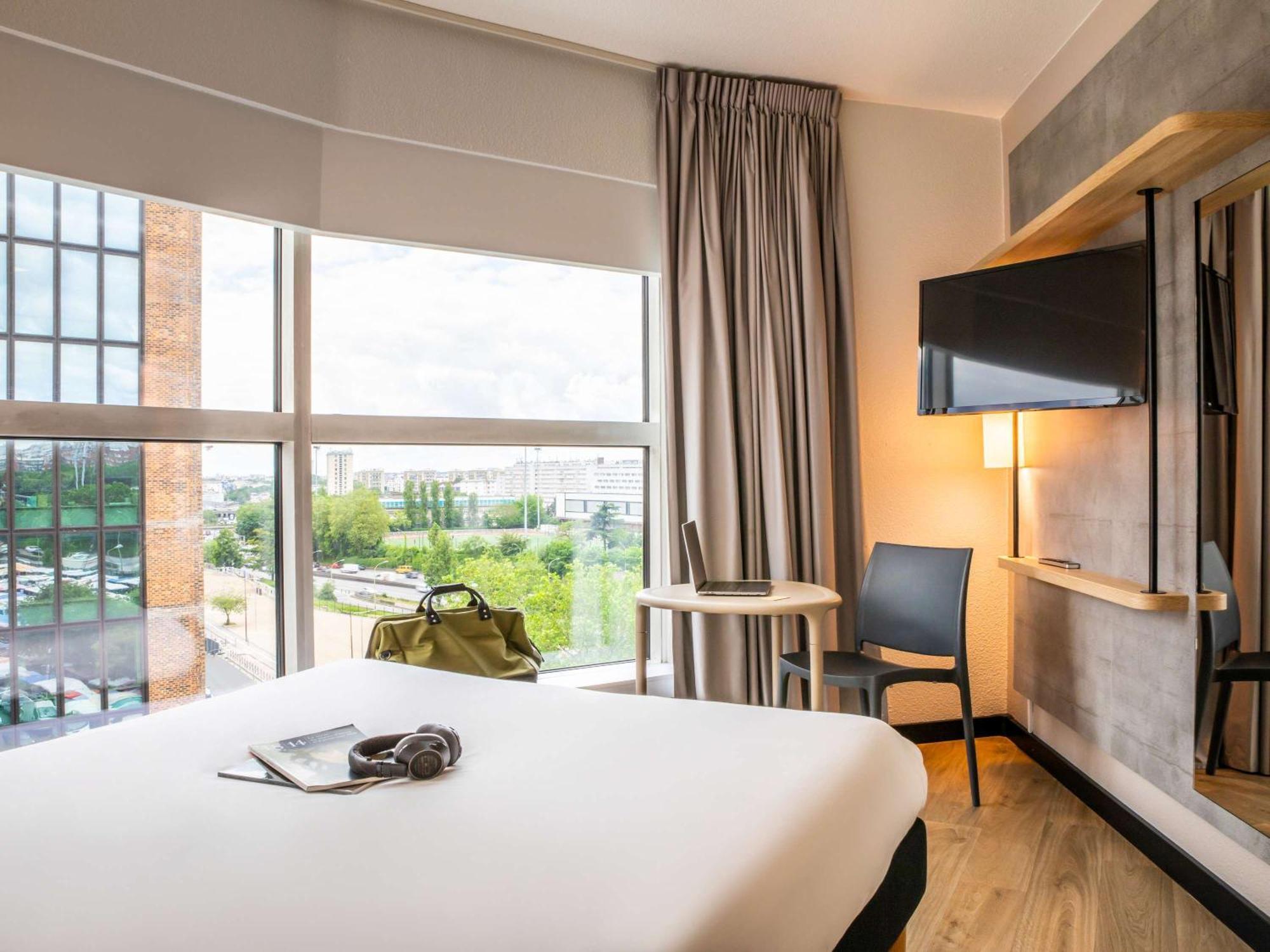 Ibis Budget Paris Porte De Montreuil Montreuil  Exterior photo